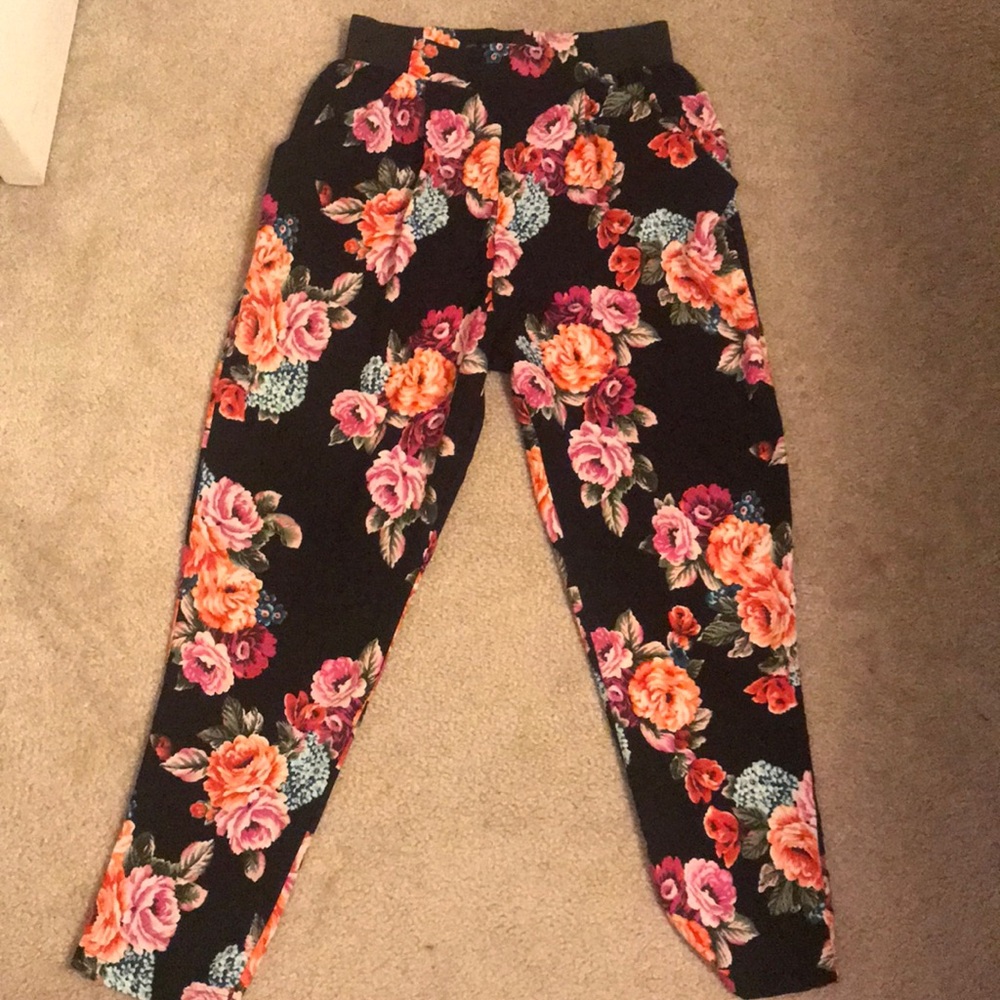 Ankle printed pants